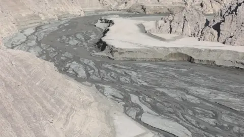 Iran Initiates Cloud Seeding to Combat Historic Drought