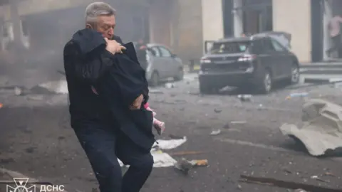 Tragic Loss: Children Among Victims of Russian Strikes Following Cancelled Trump-Putin Talks