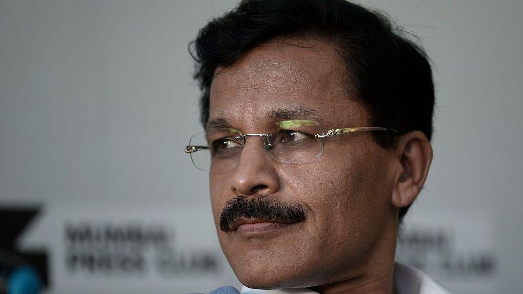 HEROIC BUREAUCRATS IN INDIA: FROM FOOD INSPECTIONS TO SOCIAL MEDIA STAR