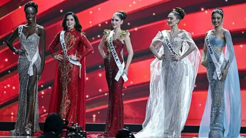 Mexico’s Fatima Bosch Crowned Miss Universe Amid Pageant Turmoil