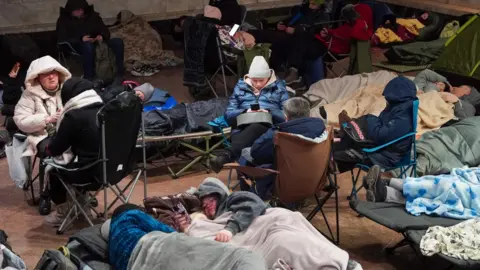 Russia Resumes Major Attacks on Ukraine Amid Harsh Winter Conditions