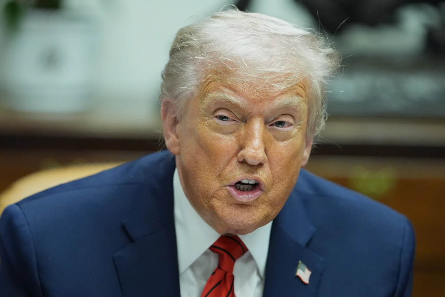 Trump's Approval Ratings Plunge Ahead of Midterms