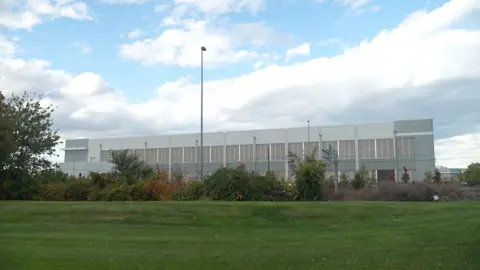 The Dual Impact of Data Centres in Loudoun County: Thriving Economy or Local Discontent?