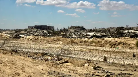 Defiance in Gaza City: As Evacuations Begin, Residents Refuse to Leave