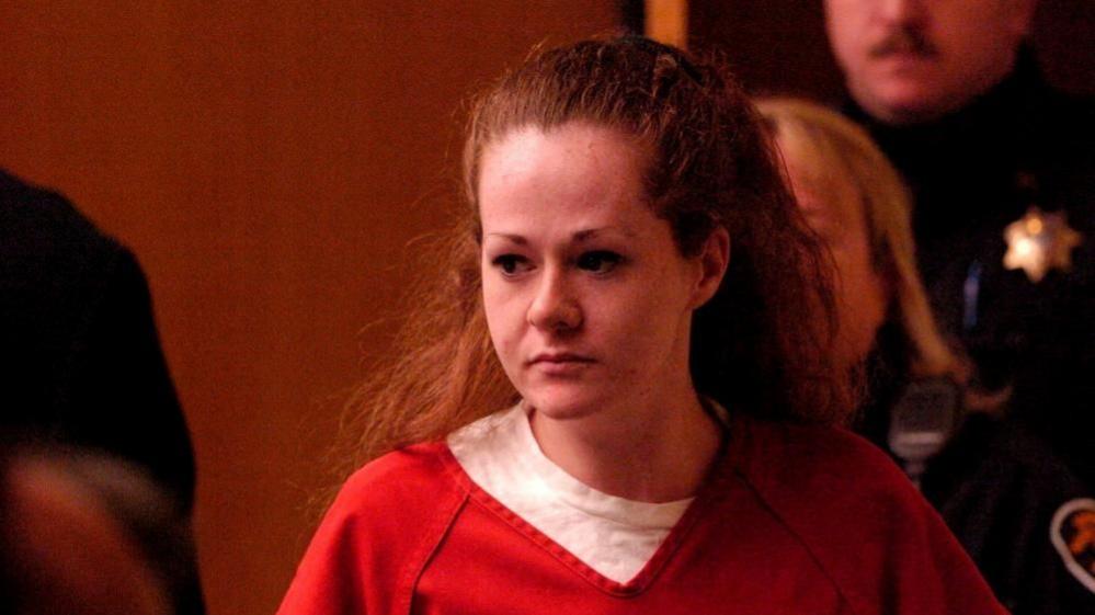 Confusion and Chaos: Emergency Calls Reveal the Botched Execution of Christa Pike