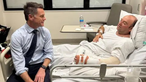 Acts of Bravery Show Humanity Amid Bondi Beach Tragedy