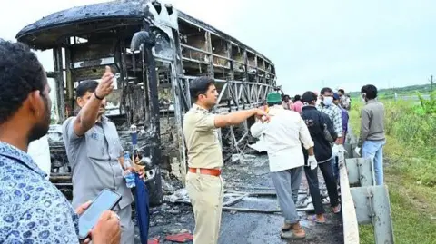 Tragic Bus Blaze in India Intensified by Smartphones