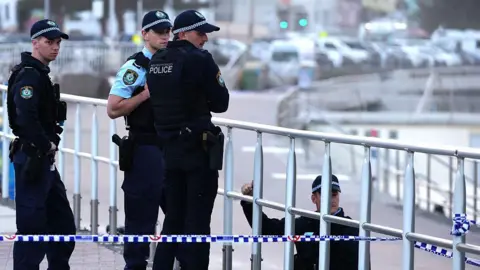 NSW Premier Defends Police Action Amid Criticism Following Bondi Beach Attack