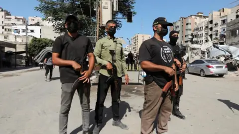 Escalating Tensions: Hamas Mobilizes Forces Amid Fears of Internal Violence in Gaza