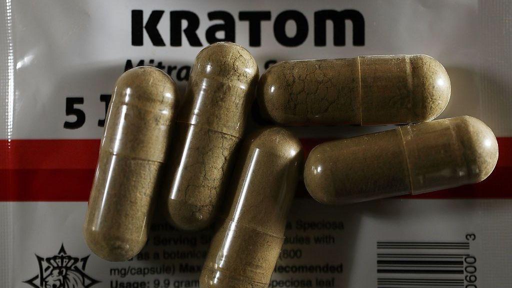 Kratom: The ’Gas Station Heroin’ US Officials Warn About