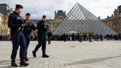 Louvre Jewellery Heist: Four Additional Arrests Made