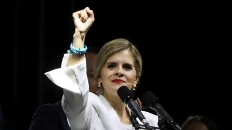 Laura Fernández Declared Winner of Costa Rica's Presidential Election