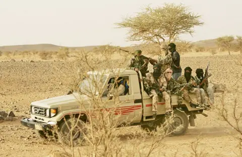 Militant Blockade Sparks Crisis on Trade Route Between Senegal and Mali