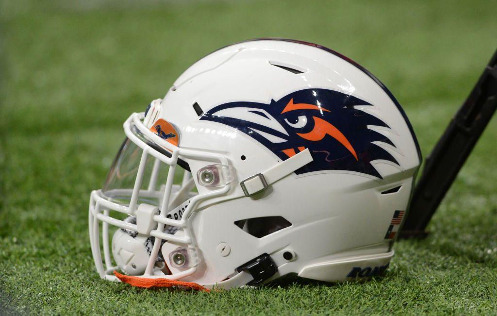 US Air Force Staffer Killed in Abseiling Accident Before Texas Football Game