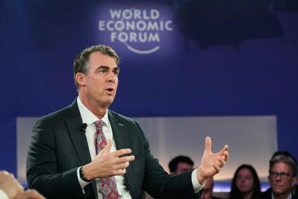 Republican Concerns Grow Over Immigration Tactics Following Fatal Shooting in Minnesota