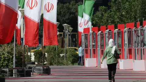 US Confirms Deportation of Second Group of Iranian Nationals Amid Heightened Tensions