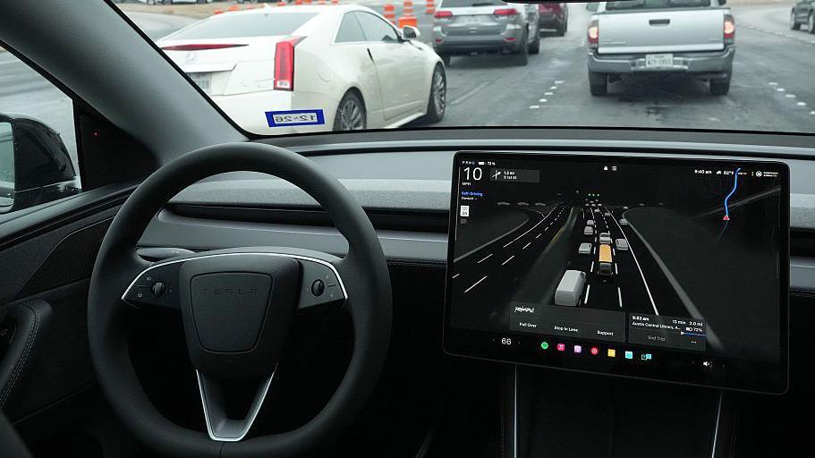 Tesla Crash Into Texas Home Sparks Federal Investigation After Fatality