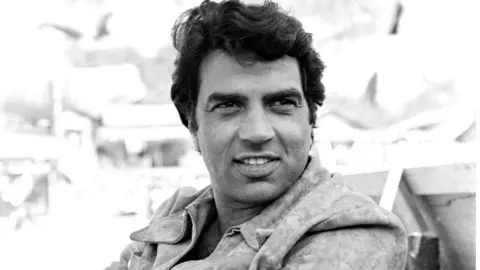 Bollywood Legend Dharmendra Passes Away at 89, Leaving a Legacy of Love and Films