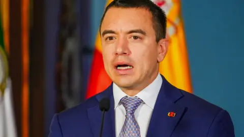 Ecuadorian President Claims Foiled Poisoning Attempt with Chocolate and Jam