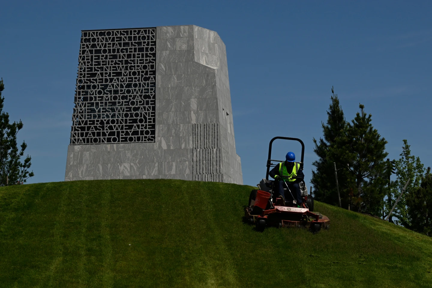 Chicago’s Obama Presidential Center: Design Debate and Community Concerns