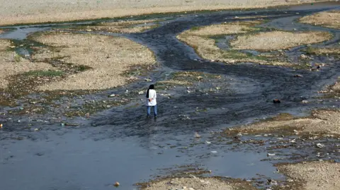 Tehran in Crisis: Unprecedented Drought Forces Urgent Water Conservation Measures
