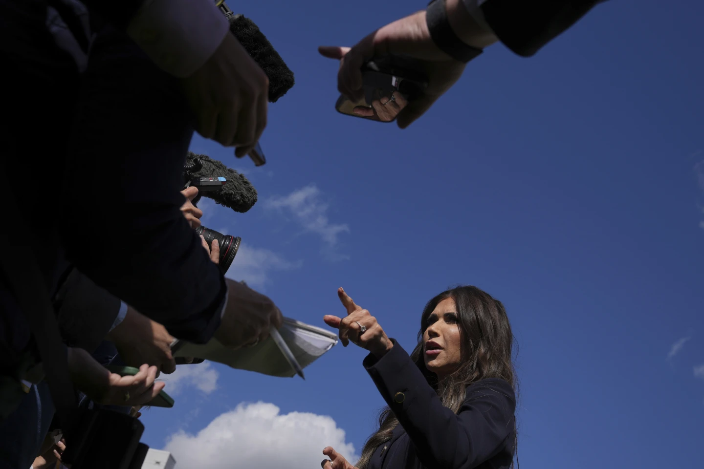 Kristi Noem Assures U.S. Immigration Policies Will Attract Investments Despite Controversial Raids
