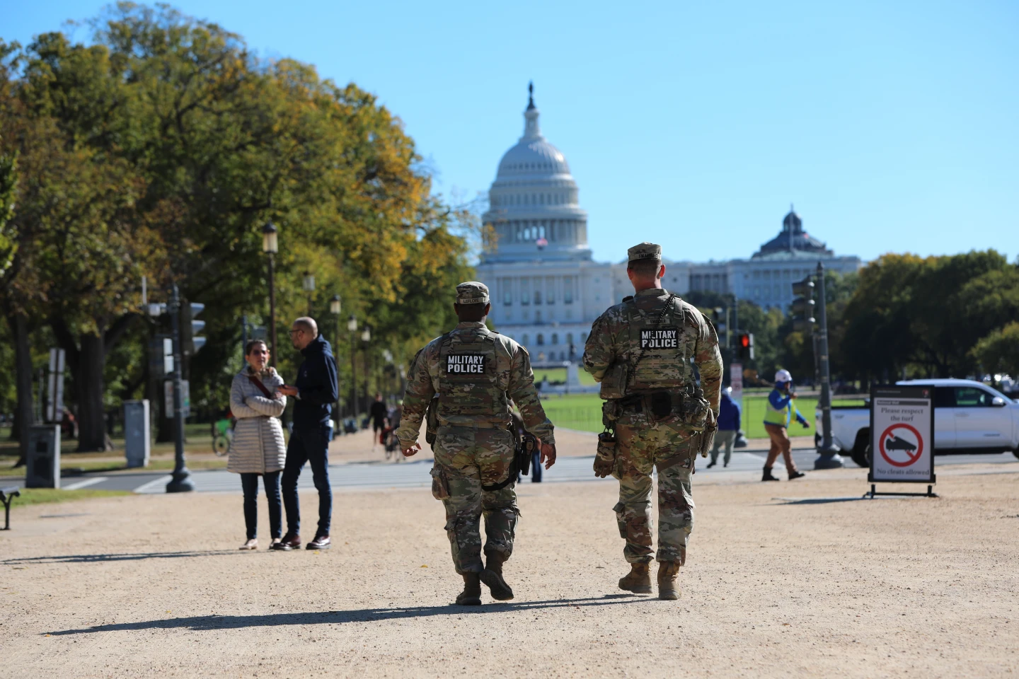 D.C. National Guard's Community Cleanup Amid Controversy