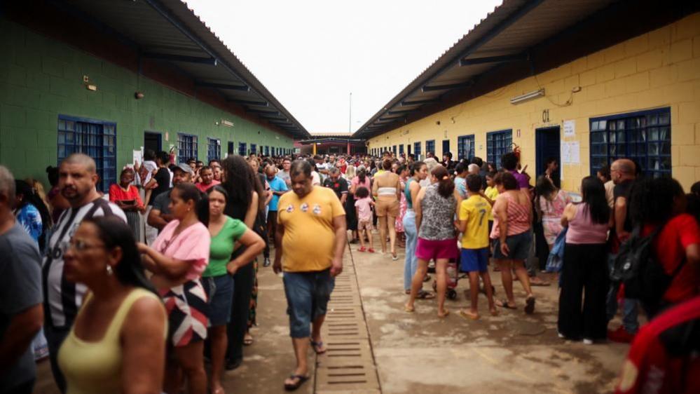 Brazil’s Presidential Vote: Lula and Flávio Bolsonaro to Decider