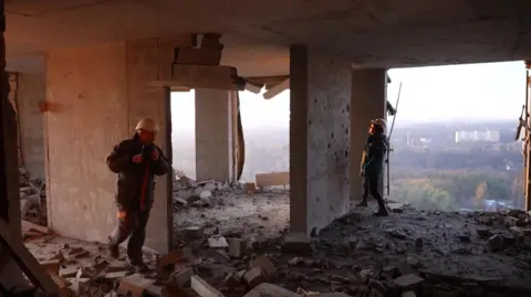 Tragic Drone Strike in Kyiv: Six Killed in Escalating Tensions