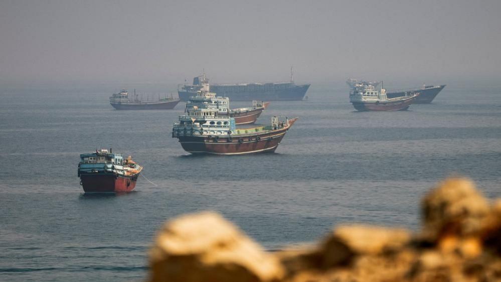 US Resumes Strikes on Iran Amid Strait of Hormuz Escalation