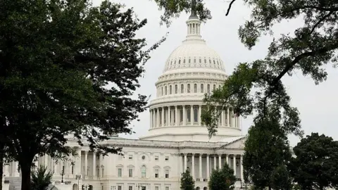 US Government Shutdown Threatens as Trump and Democrats Fail to Reach Deal