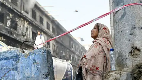 Tragedy Strikes Karachi as Mall Fire Death Toll Reaches 67