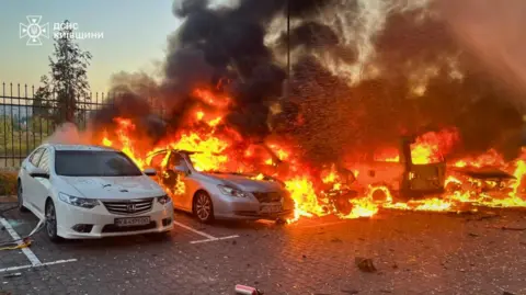 Devastating Russian Aerial Attack Claims Lives in Ukraine