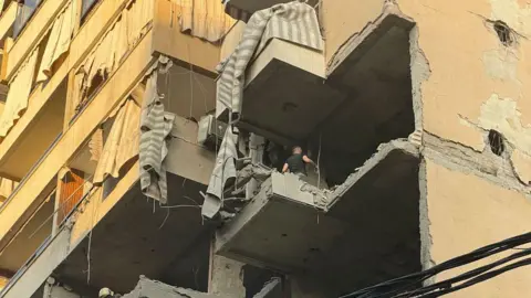 Israel Strikes Hezbollah Command in Beirut, Escalating Tensions