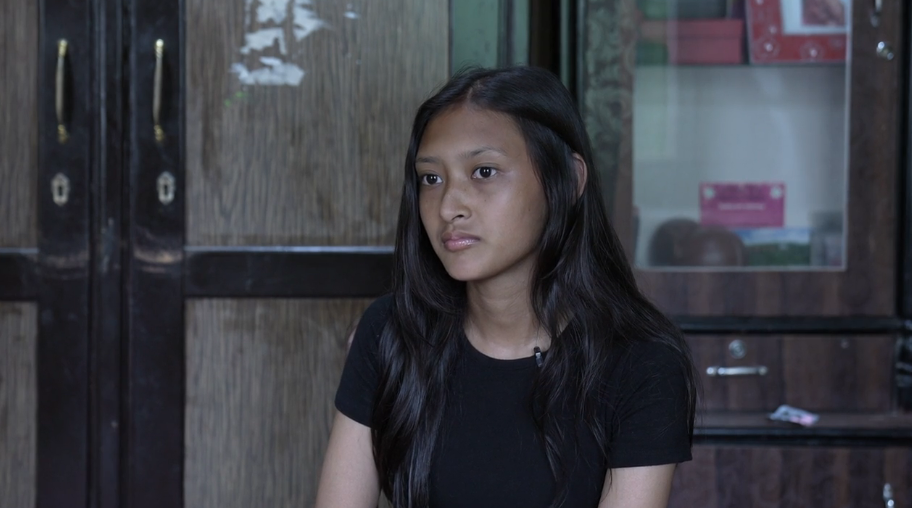 Teacher Saves 900 Students Minutes Before Nepal Floods Devastate School
