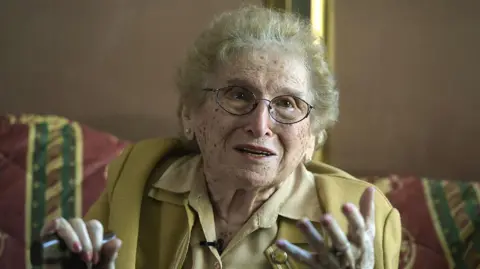 Remembering Rosa Roisinblit: Iconic Argentine Rights Activist Passes Away at 106