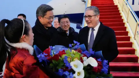 Starmer's Historic Visit to China: Aiming to Mend UK-China Relations