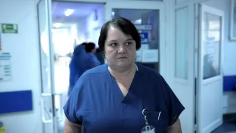 Romania’s Hospitals Go Offline: 100 Nations’ Medical Facilities Forced to Return to Pen and Paper