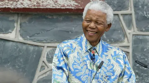 Court Clears Way for Sale of Nelson Mandela's Memorabilia