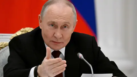 Putin Challenges US Peace Plan Amid Ongoing Ukraine Conflict