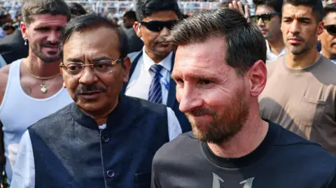 Chaos Unfolds as Fans Attack Messi Event in India