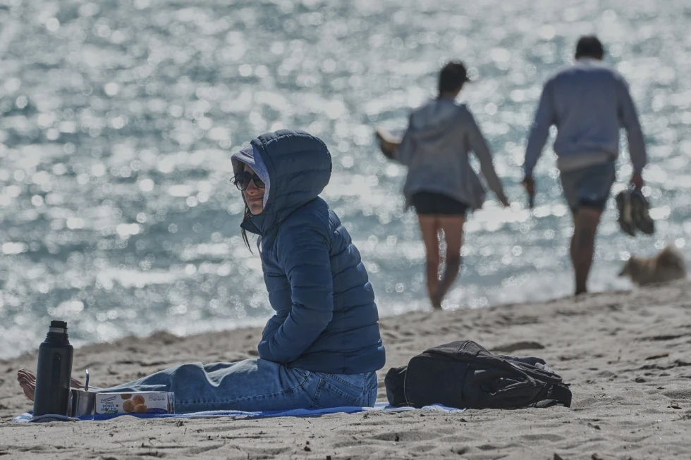 Florida Braces for Unseasonably Cold Weather