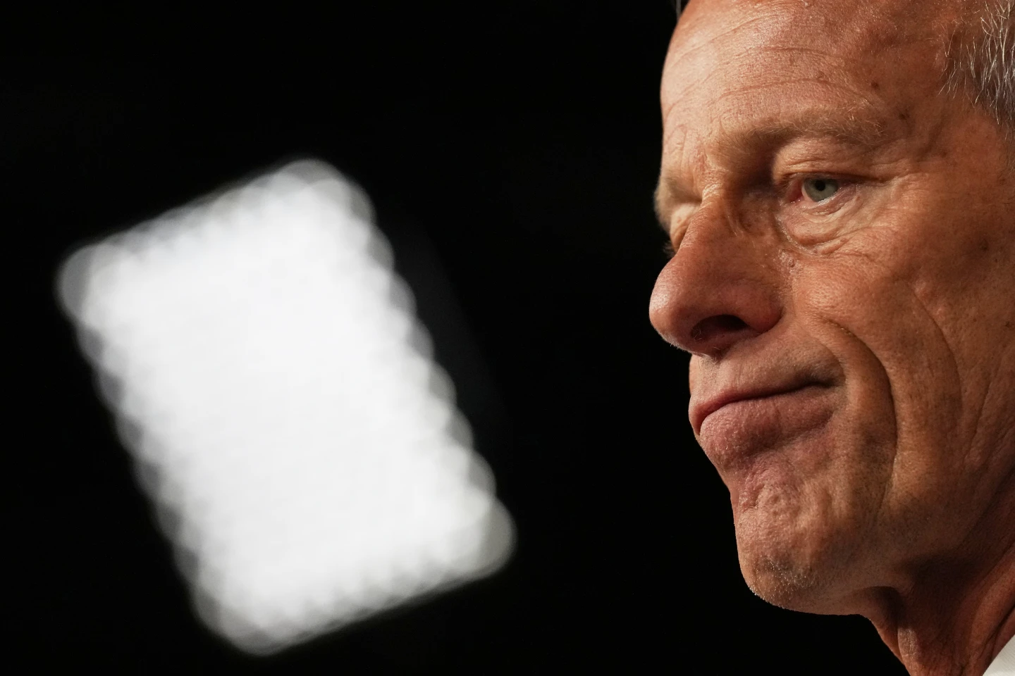 Government Shutdown Continues as Bipartisan Talks Stall