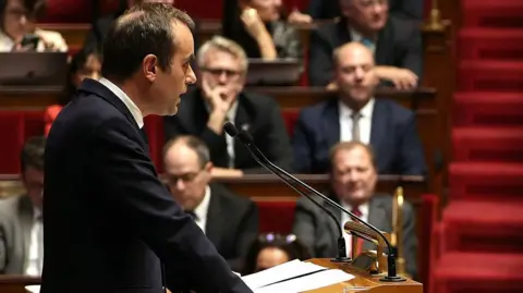 French Prime Minister Proposes Suspension of Controversial Pension Reform Amid Government Crisis