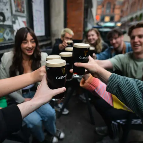 Navigating Ireland's Love Affair with Drinking: Can Warning Labels Make a Difference?
