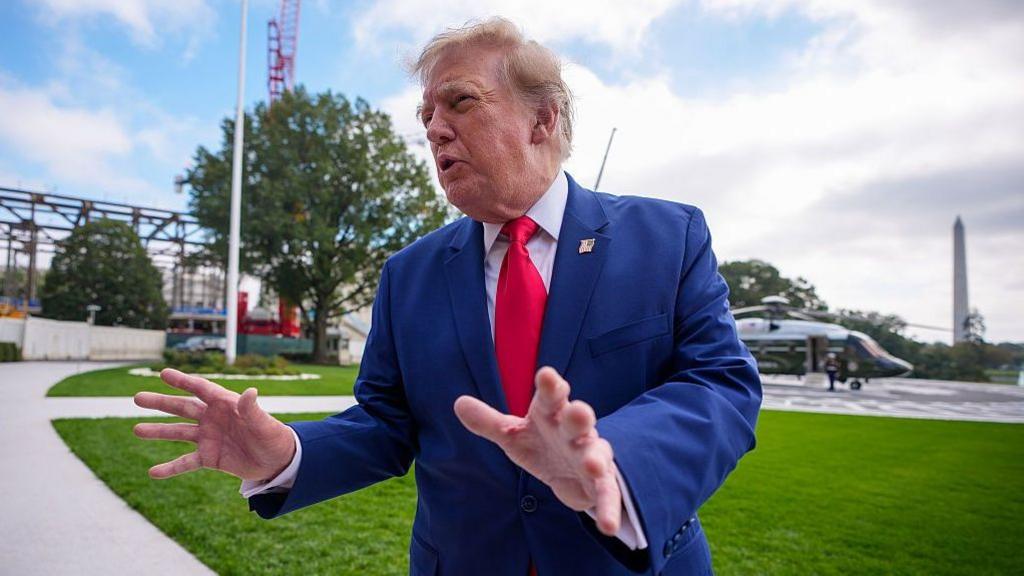 Trump Denies Ordering Starlink Cutoff for Ukraine Amid Russian Drone Fights