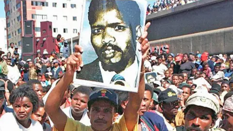 Biko Family Advocates for Justice in New Inquest into Anti-Apartheid Hero's Death