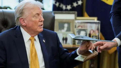 Trump's Bold Stance Amid Risks in Iran Conflict