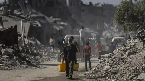 US Vice President Vance Aims to Fortify Gaza Ceasefire in Israel Visit
