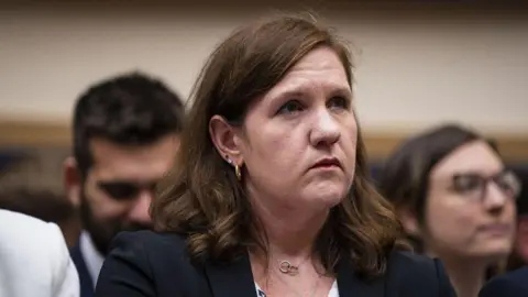 Supreme Court Deliberates on Trump's Authority to Dismiss Federal Officials